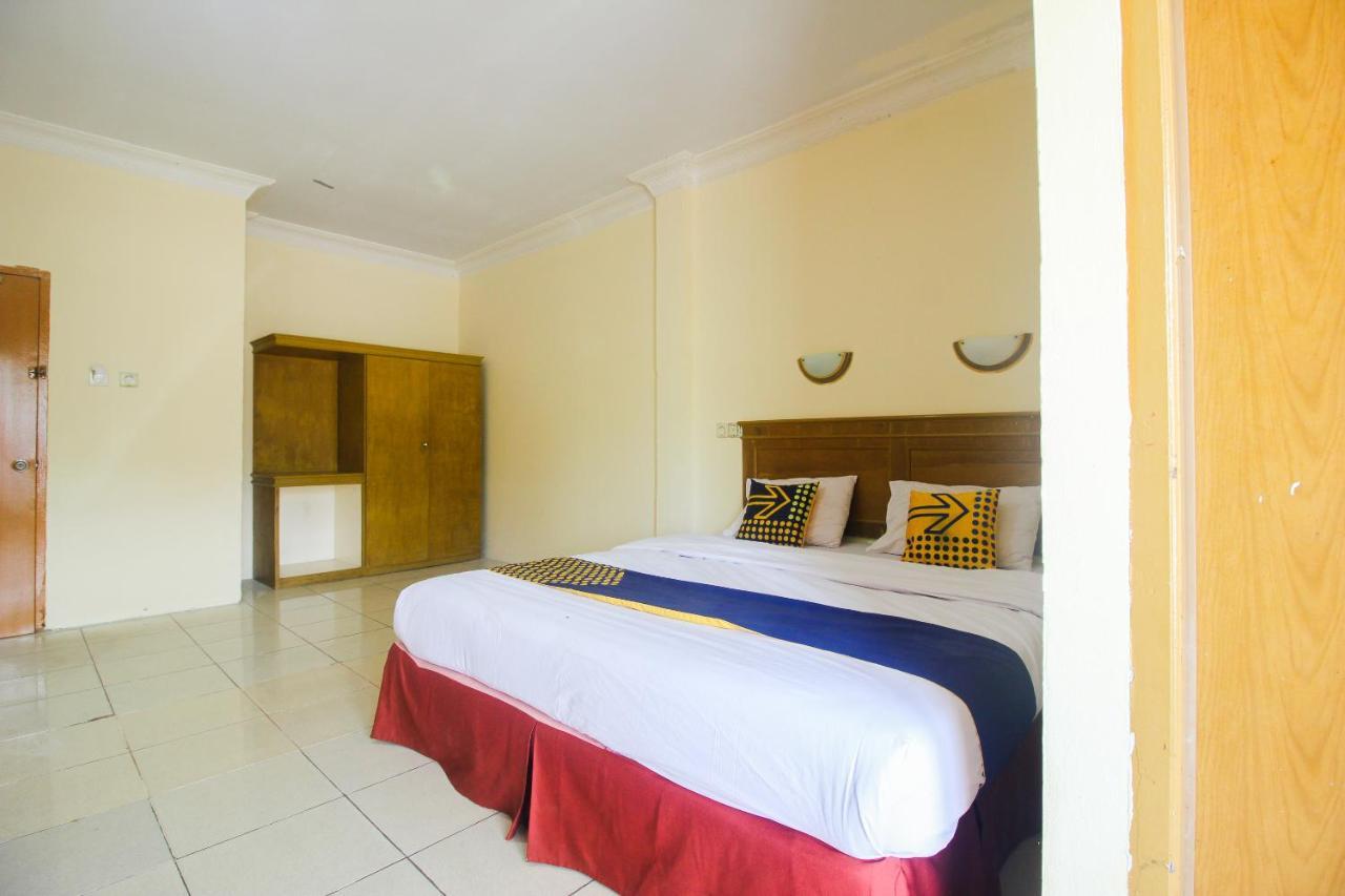 Spot On 2809 Hotel Yasmin Siak Sri Indrapura Extérieur photo